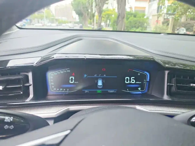 Hyundai Custo — Фото автомобиля 12