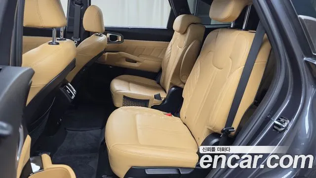 Kia Sorento Sorento 4-е поколение Бензин 2.5T 2WD — Фото автомобиля 11