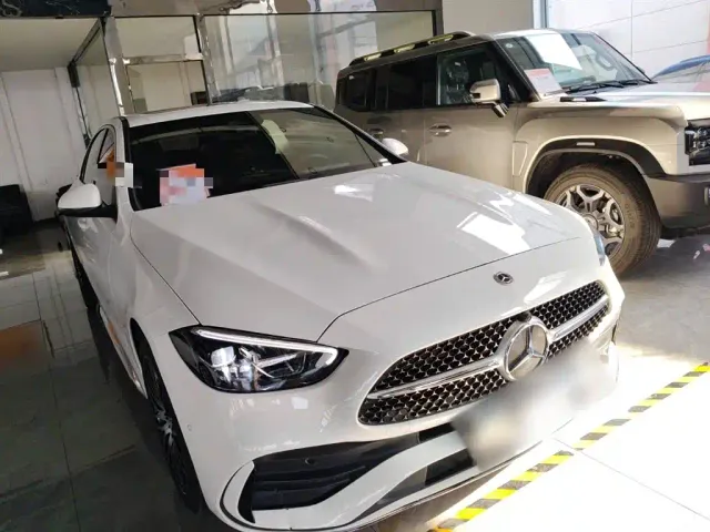 Mercedes-Benz C-Class — Фото автомобиля 3