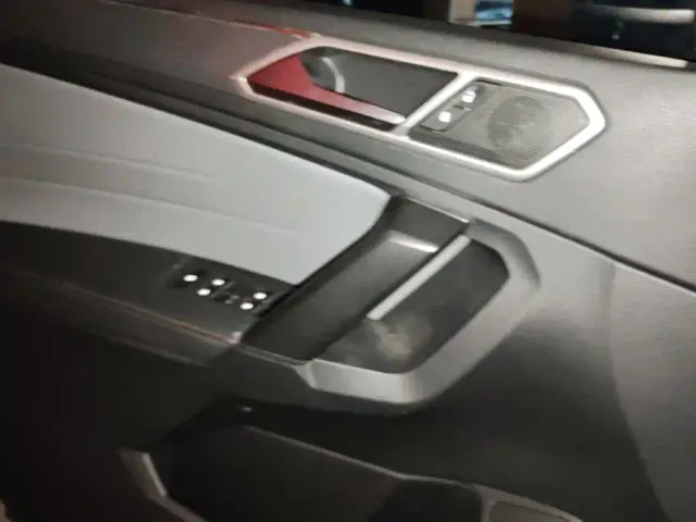 Volkswagen Tiguan X — Фото автомобиля 7