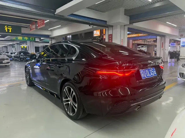 Jaguar XEL — Фото автомобиля 7