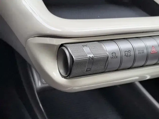 BYD Dolphin — Фото автомобиля 13