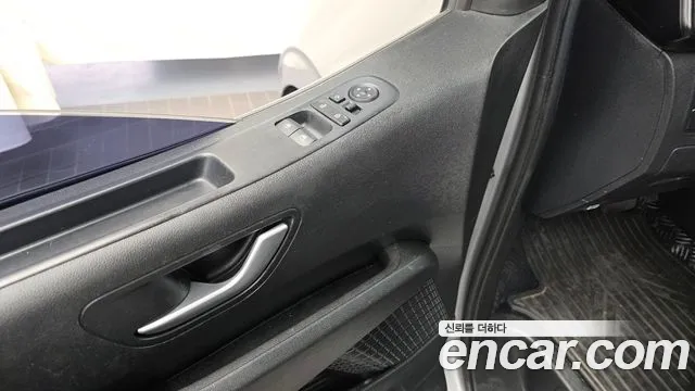 Hyundai Staria — Фото автомобиля 29