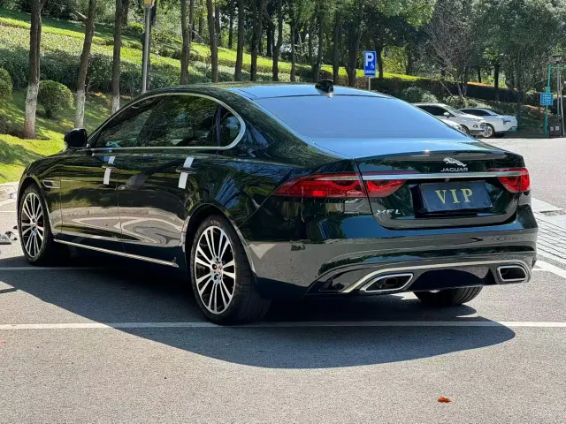 Jaguar XFL — Фото автомобиля 7
