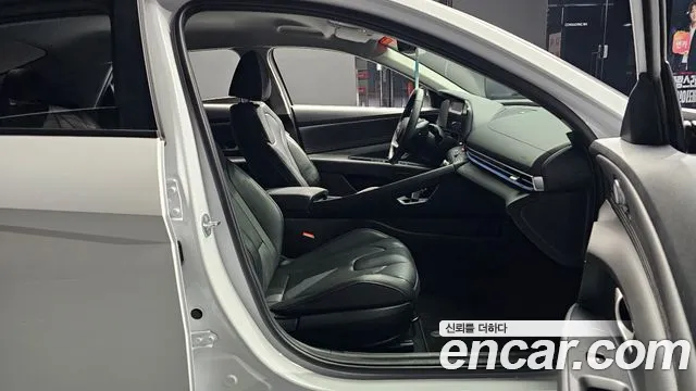 Hyundai AVANTE Новый Avante (CN7) — Фото автомобиля 11