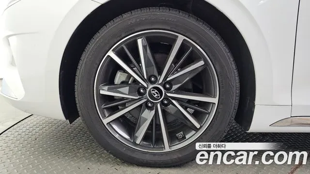 Hyundai Grandeur New — Фото автомобиля 5