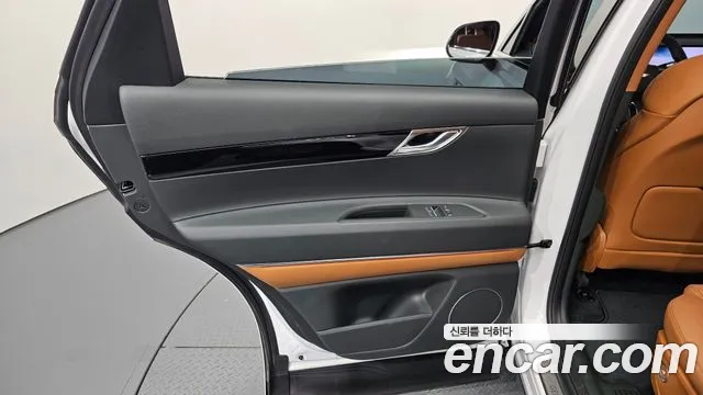 Genesis GV80 — Фото автомобиля 14