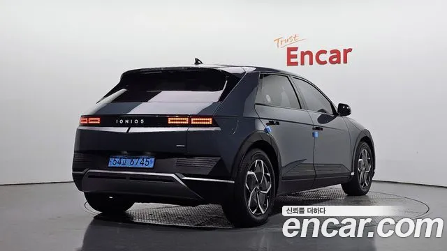 Hyundai Ioniq 5 — Фото автомобиля 2