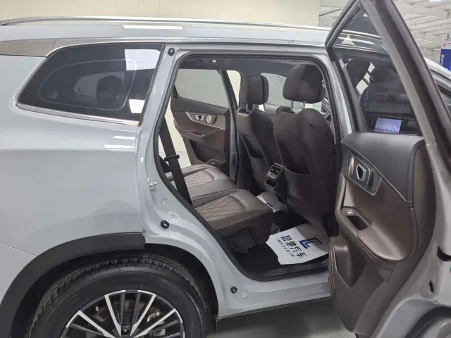 Chery Tiggo 8 PRO — Фото автомобиля 15