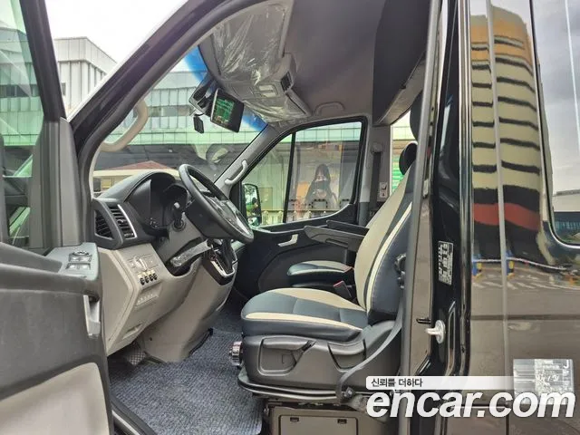 Hyundai Solati Solati 16 мест — Фото автомобиля 9