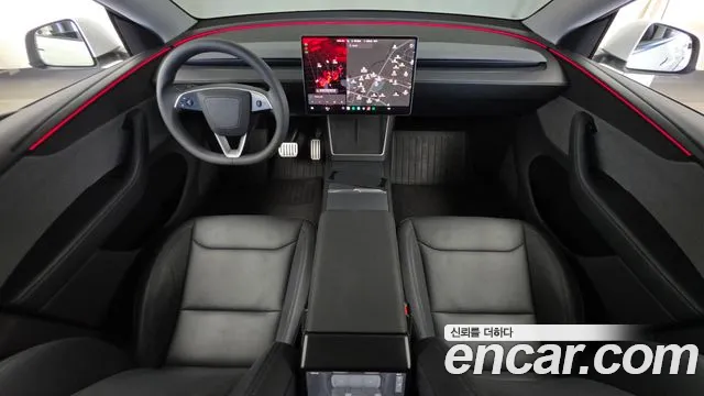 Tesla Model Y — Фото автомобиля 10