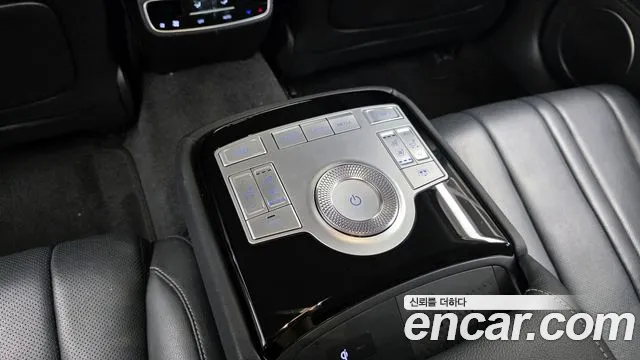 Genesis G80 Бензин 2.5 турбо 2WD — Фото автомобиля 19