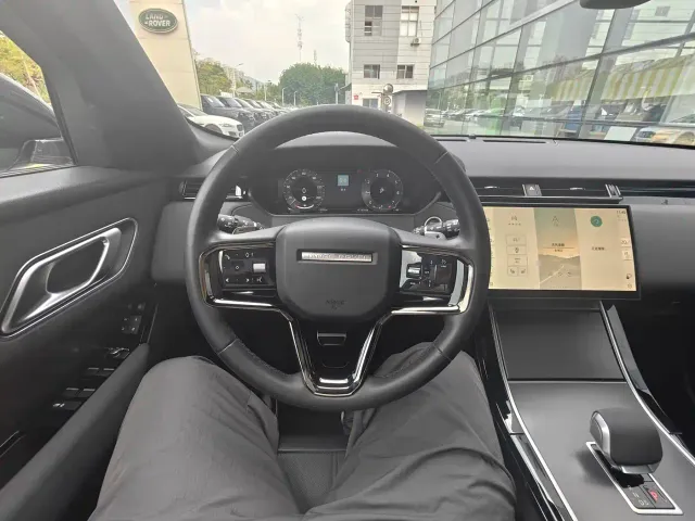 Land Rover Range Rover Velar — Фото автомобиля 15