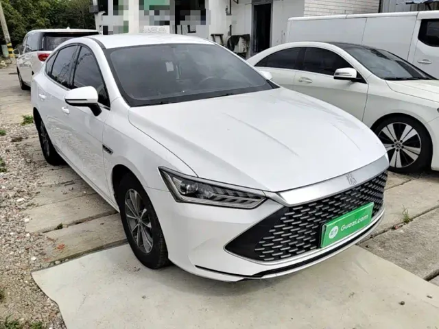 BYD Qin PLUS — Фото автомобиля 3