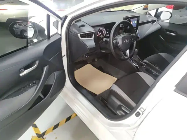 Toyota Corolla — Фото автомобиля 11