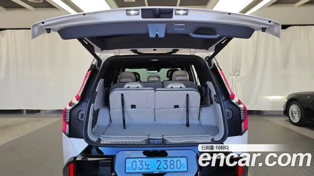 Kia EV9 — Фото автомобиля 26