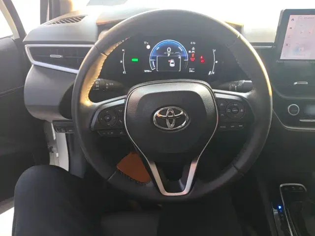 Toyota Corolla — Фото автомобиля 10