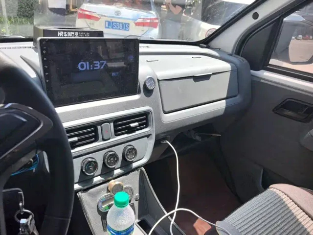 Wuling Yangguang — Фото автомобиля 5