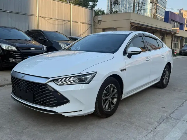 Фотография автомобиля — BYD Qin PLUS