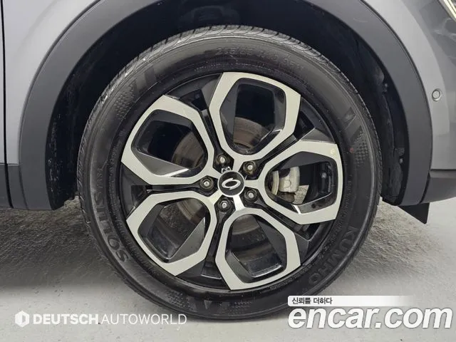 Renault Korea XM3 — Фото автомобиля 5