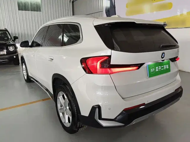 BMW X1 — Фото автомобиля 4