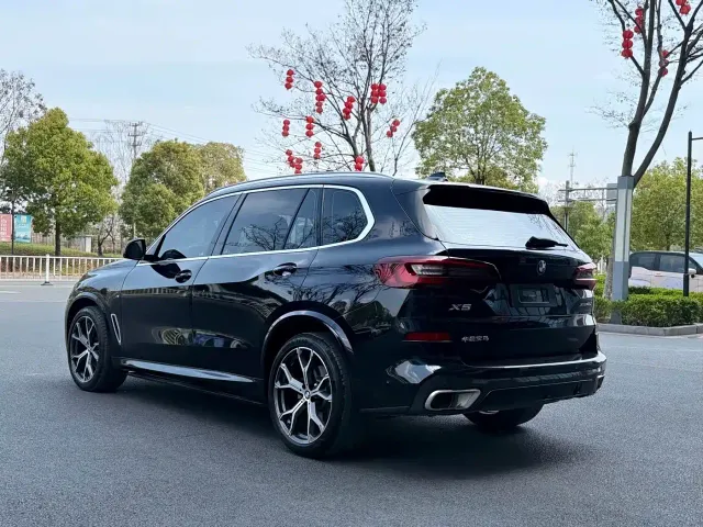 BMW X5 — Фото автомобиля 6