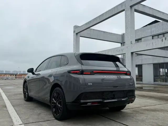 Leapmotor Lafa 5 — Фото автомобиля 7