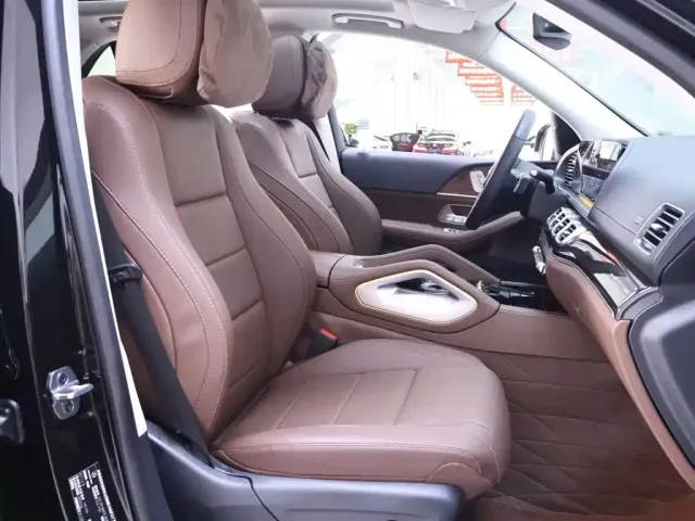 Mercedes-Benz GLE-Class — Фото автомобиля 21