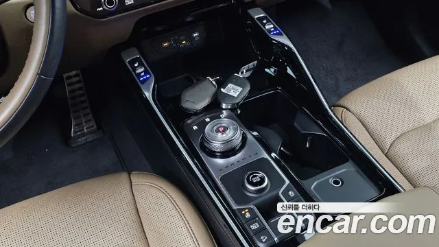 Kia Sorento Новый Sorento 4 поколение Бензин 2.5T 2WD — Фото автомобиля 2