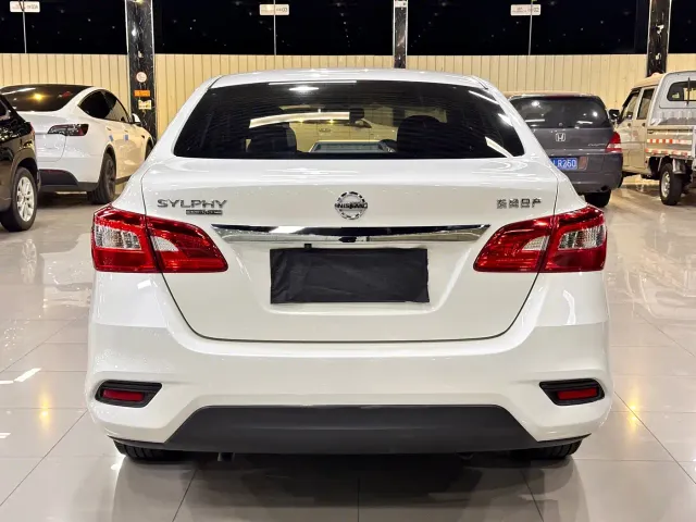 Nissan Sylphy — Фото автомобиля 10
