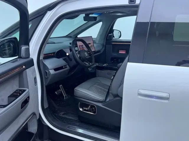 ZEEKR Zeekr MIX 2025 Long Range Intelligent Driving Edition — Фото автомобиля 8
