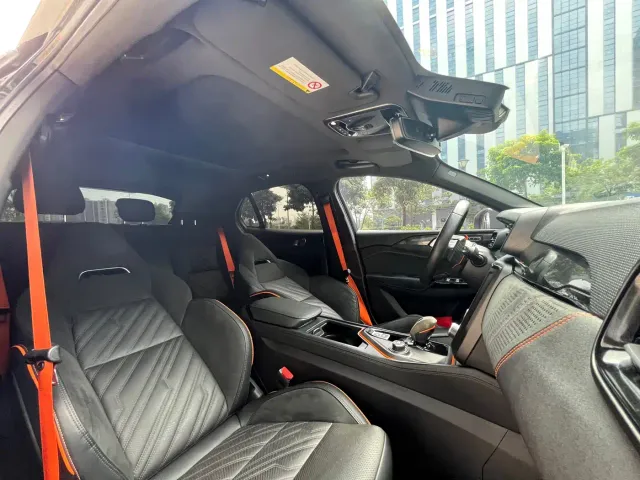 Lynk & Co Lynk & Co 02 Hatchback 2021 2.0TD Halo Driving Control Package Edition — Фото автомобиля 14