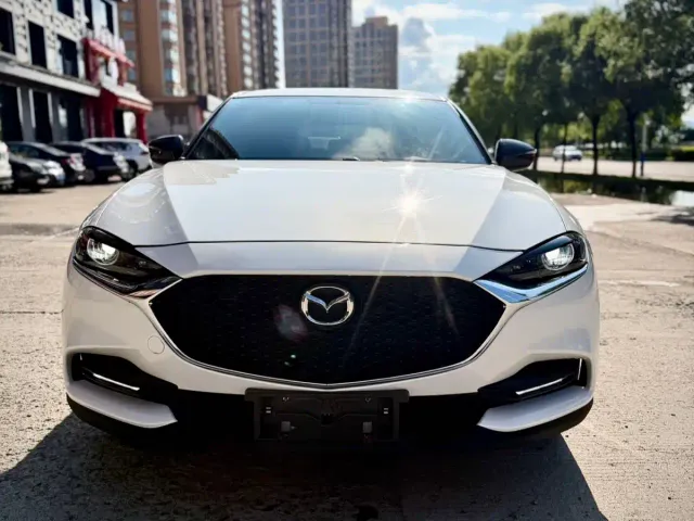 Mazda CX-4 — Фото автомобиля 2