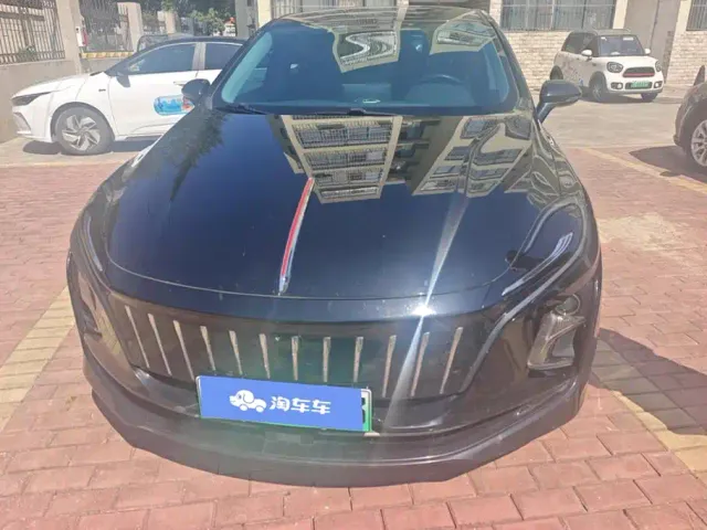 Hongqi Hongqi E-QM5 2023 620km PLUS — Фото автомобиля 2