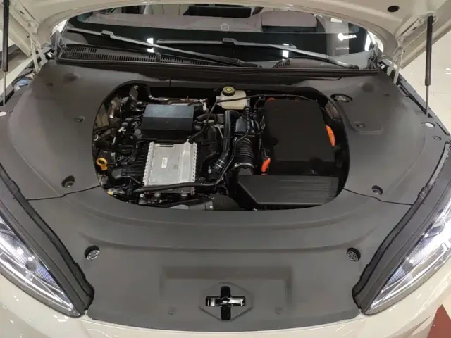 BYD Seal 07 DM-i — Фото автомобиля 19