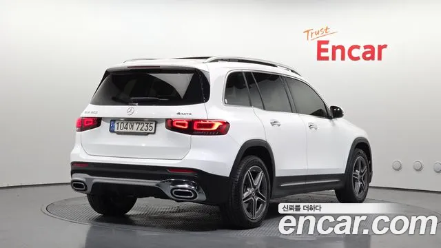 Mercedes-Benz GLB-Class — Фото автомобиля 2