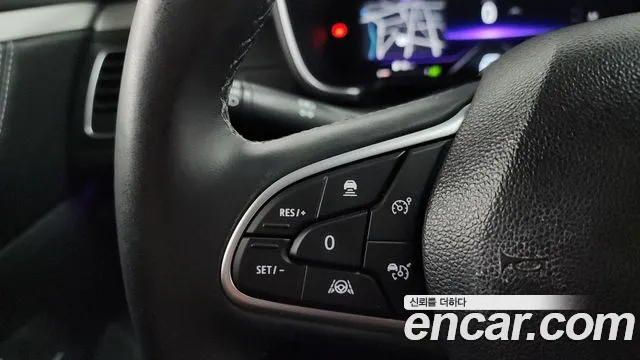 Renault Korea SM6 New — Фото автомобиля 18