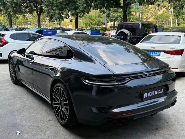 Porsche Panamera — Фото автомобиля 19