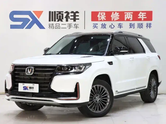 Фотография автомобиля — Changan CS95
