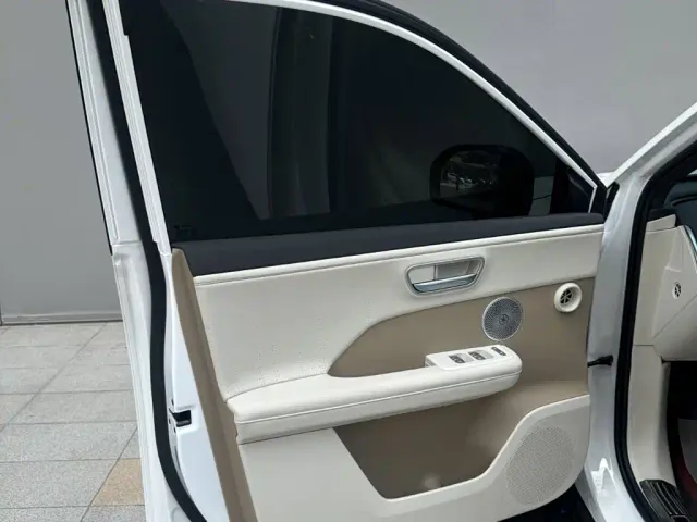 Toyota BoZhi 3X — Фото автомобиля 12