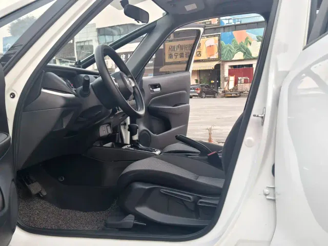 Honda Fit — Фото автомобиля 12