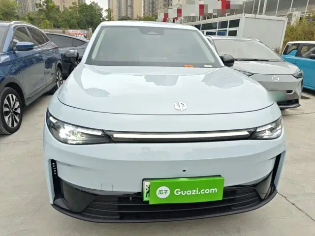 Leapmotor C10 — Фото автомобиля 2