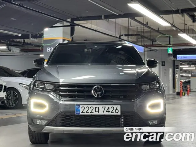 Volkswagen T-Roc — Фото автомобиля 3