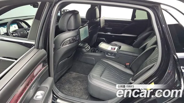Genesis G90 Бензин 3.5 турбо AWD — Фото автомобиля 11