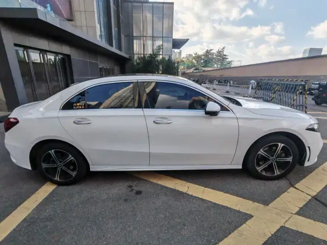 Mercedes-Benz A-Class — Фото автомобиля 8