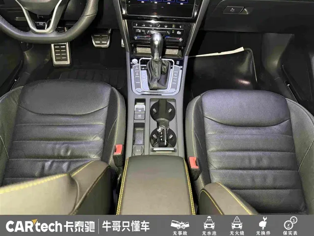 Volkswagen CC — Фото автомобиля 20