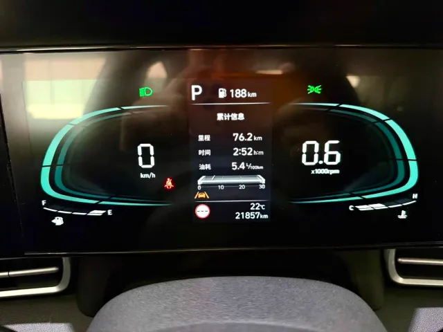 Hyundai Elantra — Фото автомобиля 4