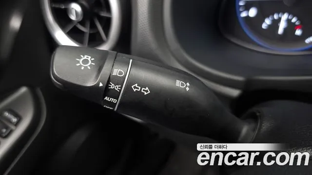 Hyundai Kona — Фото автомобиля 30
