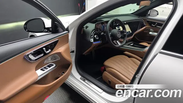 Mercedes-Benz E-Class — Фото автомобиля 15