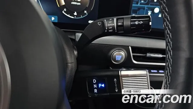 Hyundai Sonata — Фото автомобиля 12